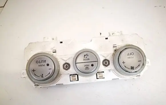 Mazda 6 Climate control unit qg23