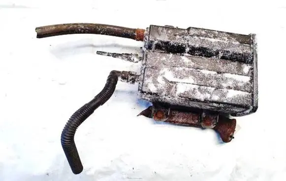 Mazda CX-7 Active carbon filter fuel vapour canister 