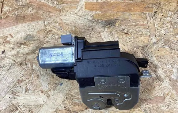 Porsche Cayenne (9Y0 9Y3) Loading door lock 7p0827505k
