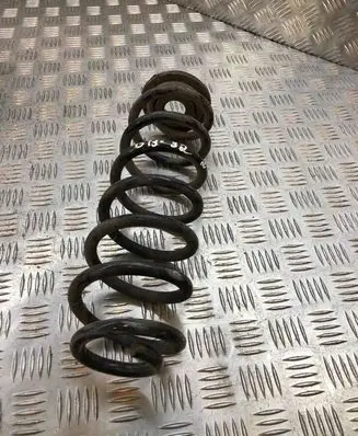 Volkswagen Touran I Rear coil spring