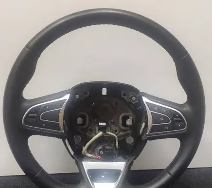 Renault Kadjar Steering wheel 484003952R 636809100A