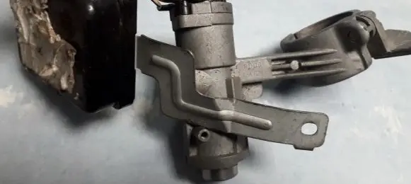 Hyundai Lantra II Ignition lock contact rd99ab