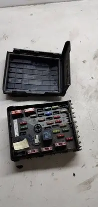 Volkswagen PASSAT B6 Fuse module 3c0937125