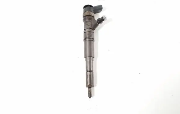 BMW X3 E83 Fuel injector 7793836