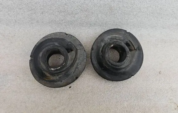 Audi A6 S6 C6 4F Front coil spring rubber mount 4F0512297B
