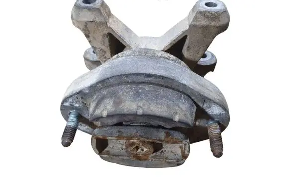 Audi A4 S4 B7 8E 8H Gearbox mount 8E0399115F