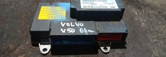 Volvo V50 Airbag control unit/module 8697679