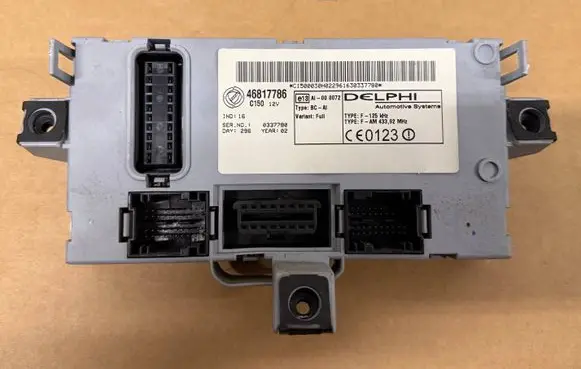 Fiat Punto (188) Fuse module 46817786 0337780
