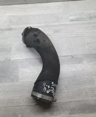 Audi A4 S4 B8 8K Intercooler hose/pipe 8k0145737h