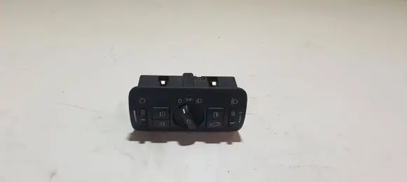 Volvo V70 Light switch 30739415 GT269002