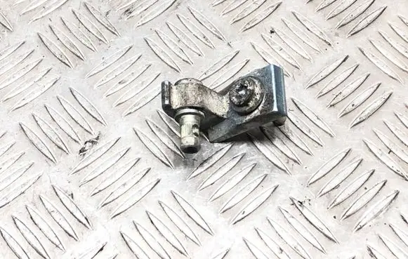 Rear door upper hinge