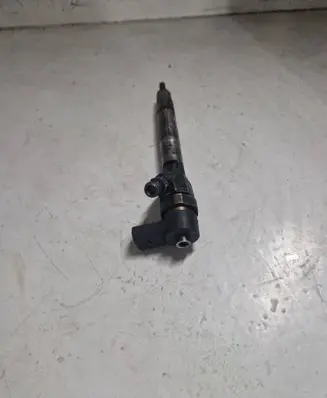 Mercedes-Benz Vito Viano W639 Fuel injector A6460700287
