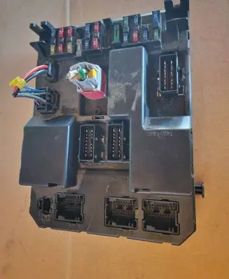 Peugeot 307 Fuse module 9651197780