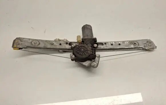 BMW 3 E46 Rear door window regulator with motor 8362066
