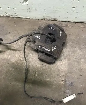 BMW 1 E81 E87 Front brake caliper 34116776527