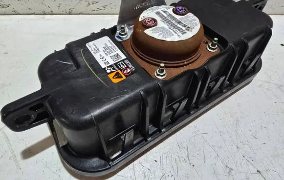 Passenger airbag