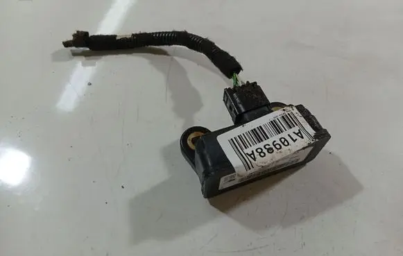 Volkswagen PASSAT B6 ESP acceleration yaw rate sensor 13257072