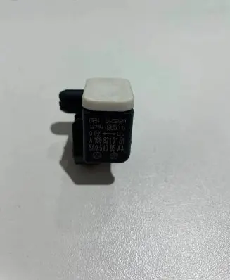 Mercedes-Benz GLE (W166 - C292) Airbag deployment crash/impact sensor A1668210151