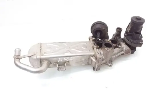 Skoda Octavia Mk2 (1Z) EGR valve cooler 03L131512BL