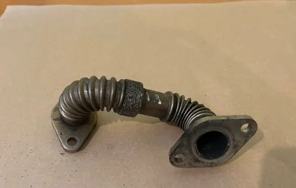 Audi A4 S4 B7 8E 8H EGR valve line/pipe/hose 028131521
