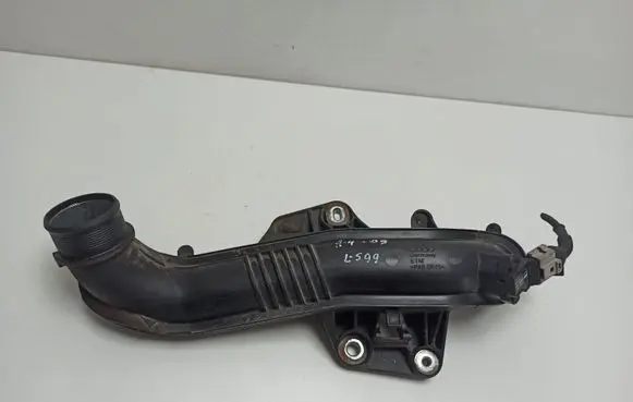 Audi A4 S4 B8 8K Intercooler hose/pipe 8K0145673L