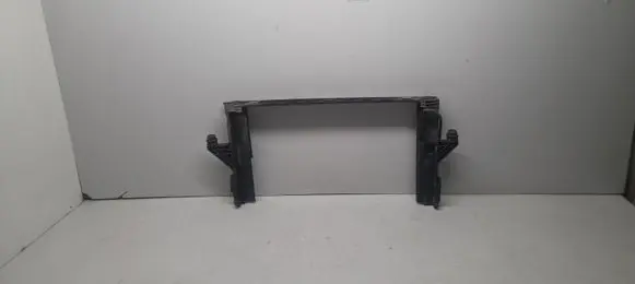 Top upper radiator support slam panel