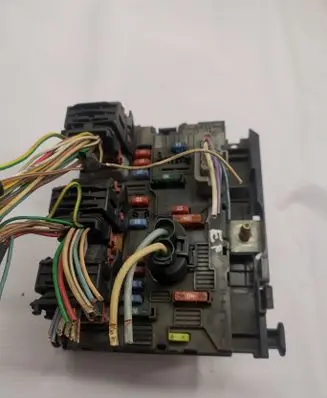 Citroen C4 Grand Picasso Fuse module 9661087080 S11087843