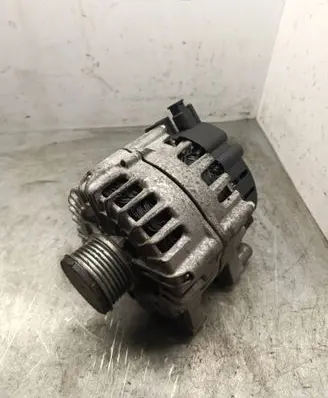 Peugeot 508 Generator/alternator P0B32273 230131