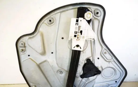 Skoda Octavia Mk2 (1Z) Sliding door window regulator with motor 117781g