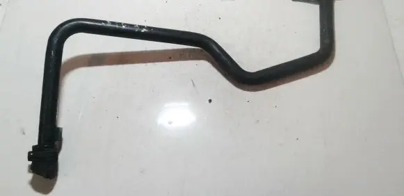Volkswagen PASSAT B5 Engine coolant pipe/hose