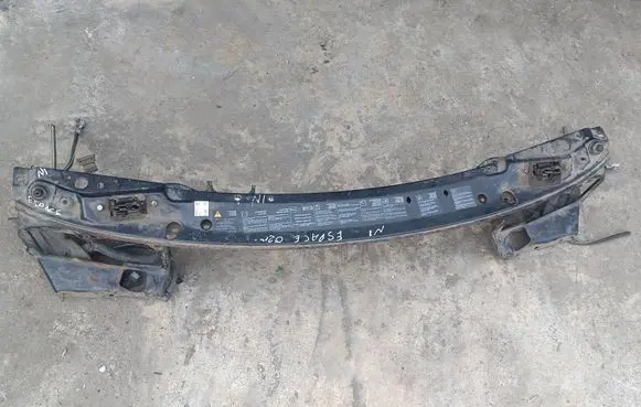 Renault Espace III Radiator support slam panel 8200121846
