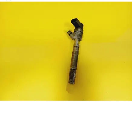 Fuel injector