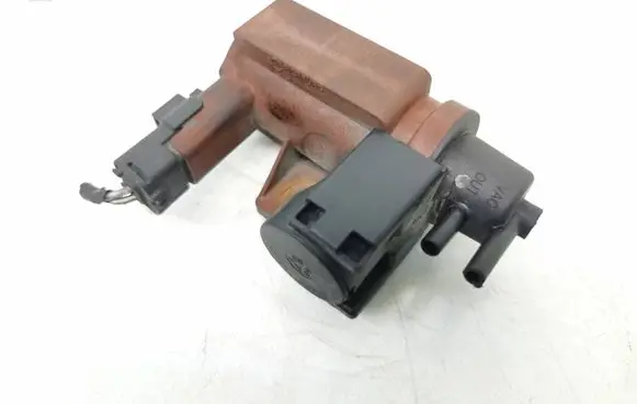 Ford Galaxy Turbo solenoid valve 6G9Q9E882CA 70177100