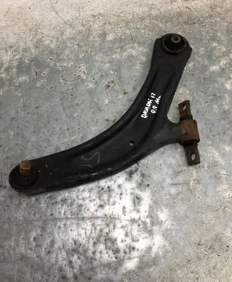 Nissan Qashqai+2 Front lower control arm/wishbone