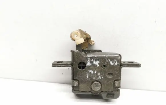 Audi A6 S6 C4 4A Tailgate/trunk/boot lock/catch/latch 4A9827505C