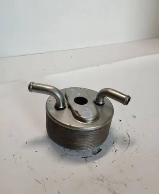 Mitsubishi L200 Oil filter mounting bracket 