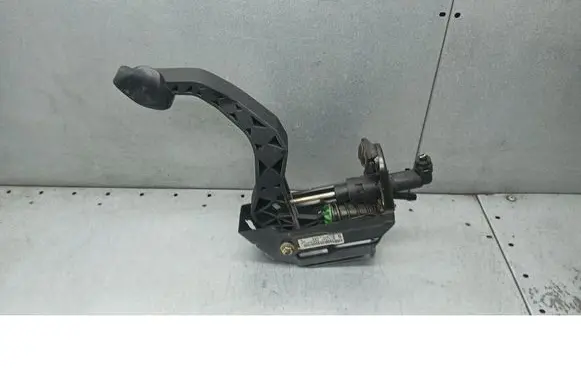 Skoda Fabia Mk1 (6Y) Clutch pedal 6Q1721059F