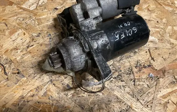 Volkswagen Golf V Starter motor 02T911023R 0001120406