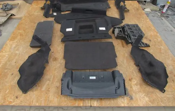 BMW Z4 E89 Other trunk/boot trim element 9128481 9128466