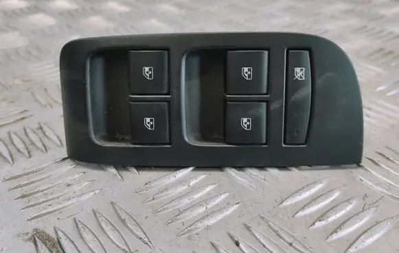 Opel Zafira C Electric window control switch 13305011 133335