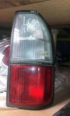 Toyota Land Cruiser (HDJ90) Rear/tail lights