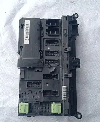 BMW X5 E53 Fuse module 8380407 8380409
