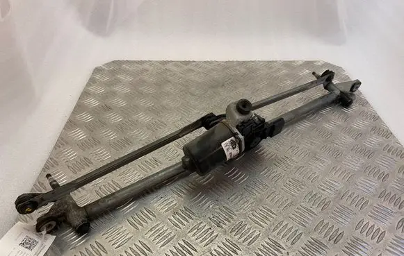 Land Rover Range Rover Sport L320 Front wiper linkage and motor 95012137