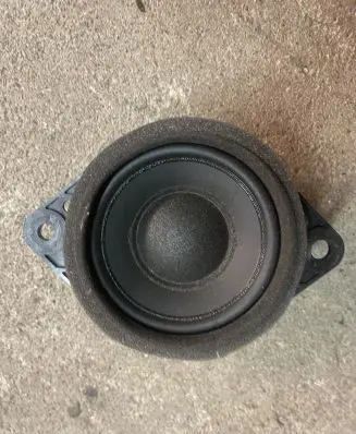 Lexus CT 200H Panel speaker 8616076030