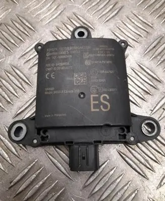 Lexus ES VII XZ10 Blind spot module 8816233101