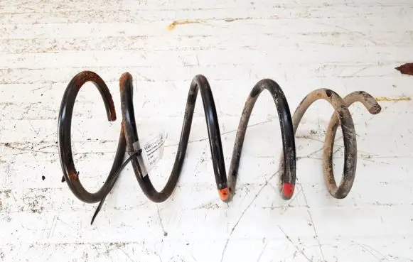 Nissan Primera Front coil spring