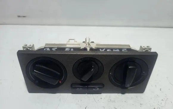 Volkswagen PASSAT B5 Climate control unit 1J0820045E 901511010000