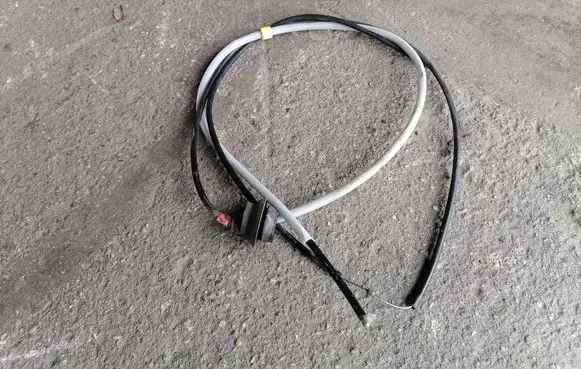 Volvo V70 Engine bonnet/hood lock release cable 