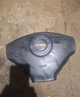 Opel Vivaro Steering wheel airbag 91167640 60931700024 8200136332