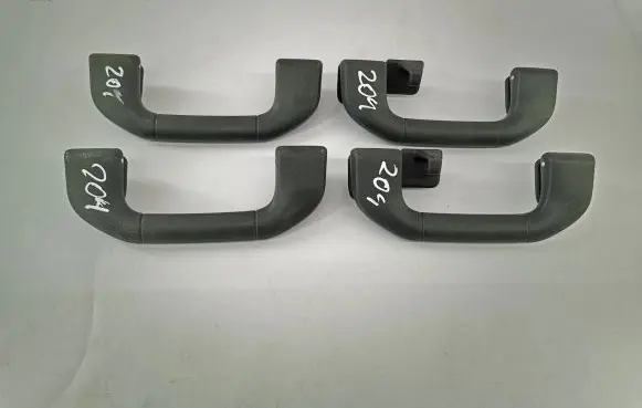 Mercedes-Benz C W204 A set of handles for the ceiling A2048100151 A2048100051